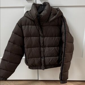 ALO Yoga aspen puffer